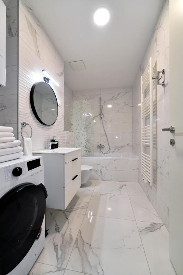 Ophelia Apartment With Parking 자그레브 외부 사진