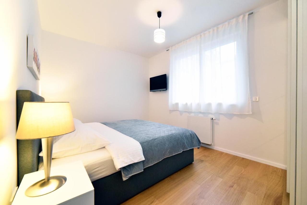 Ophelia Apartment With Parking 자그레브 외부 사진