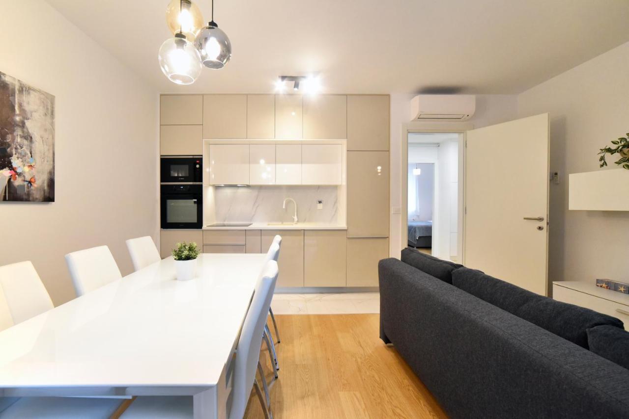 Ophelia Apartment With Parking 자그레브 외부 사진